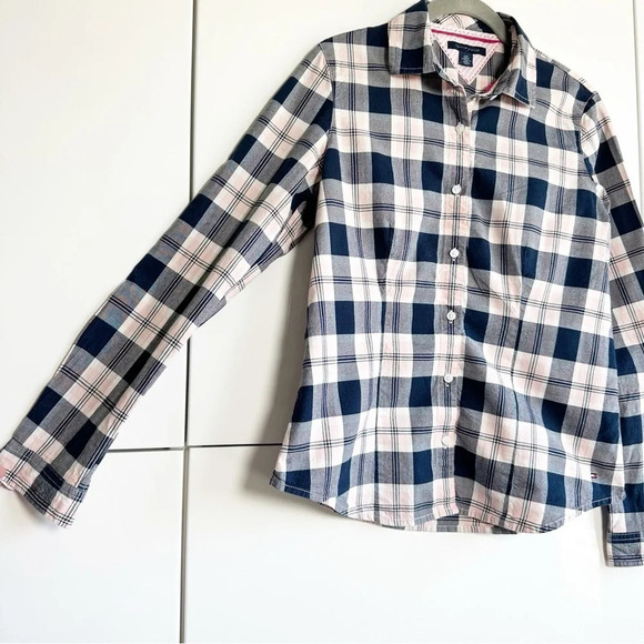 Tommy Hilfiger Plaid Button Front Shirt Size Small Pink Blue Contrasting Cuffs - Picture 3 of 9